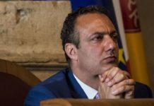 Arresto De Vito – Le reazioni del web