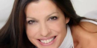 Monica Ward rivela di essere stata molestata: “A 17 anni, una persona del settore mi ha messo le mani addosso” monica ward