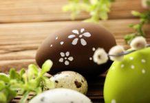 Rompe il naso alla figlia perchè apre l’uovo di Pasqua in anticipo