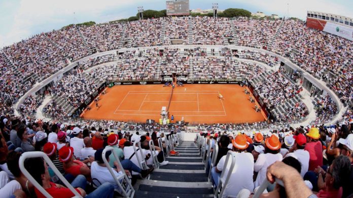 Gli Internazionali “premiano” i tifosi. Raddoppiato il prezzo dei biglietti per Federer