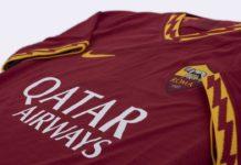 Le foto della nuova maglia della Roma: la reazione dei tifosi