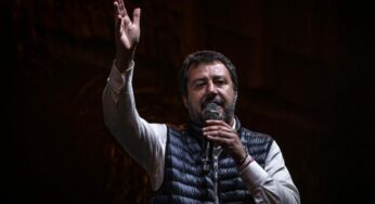 Prima De André, poi Guccini. La strana parabola musicale di Matteo Salvini