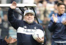 “Maradona è morto” ► Il mondo piange il più grande del calcio