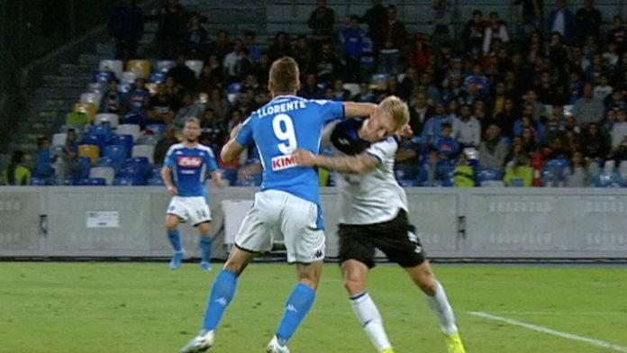 Rigori, rossi e gomitate: il commento alle decisioni degli arbitri su Napoli, Juve e Roma