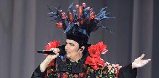 RENATO ZERO A RADIO RADIO ► “Il pubblico è il mondo. Il pubblico sono gli abbracci che incontri ogni volta”