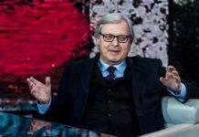 SGARBI ► “Cacciare Paragone è il meraviglioso atto finale del Movimento 5 Stelle”