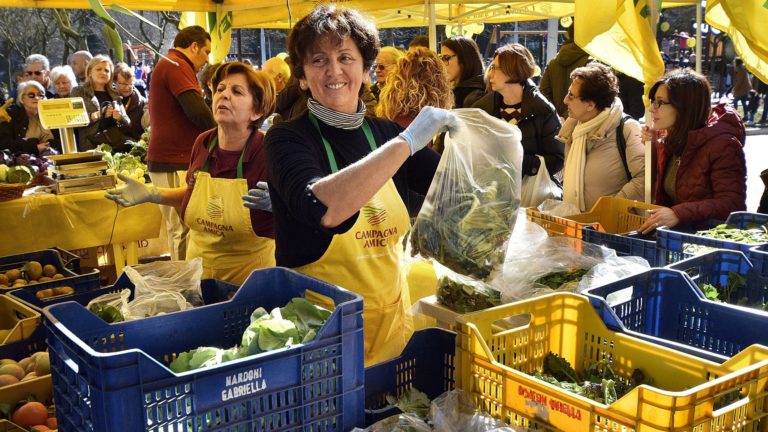 Tornare alla normalità per non morire