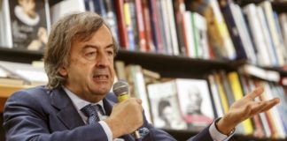 BURIONI SPIEGA LE ULTIME NOTIZIE SUL CORONAVIRUS ► Contagio, precauzioni, guarigione, isolamento, vaccino