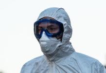 I dubbi su questa coincidenza: perché il virus ha colpito proprio Italia e Cina? Nas e operatori sanitari all'opera per isolare il Covid-19