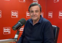 Carlo Calenda ► “Pagate i politici per dire cose che non hanno nessun valore, è una follia”