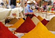 Curry, mercato spezie
