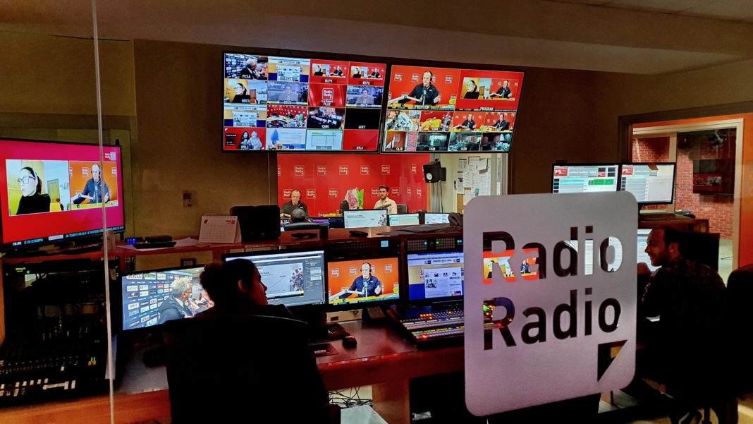 Studi radio radio