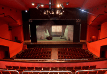 teatro vuoto