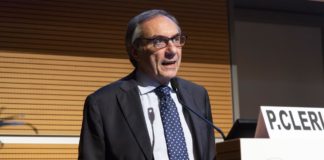 “Vaccino potrebbe non risolvere tutto: non sappiamo per quanto tempo funzioni” ► Prof. Clerici