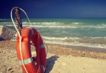 Concessioni illimitate e costruzioni sulle coste: così stiamo aggredendo le nostre spiagge