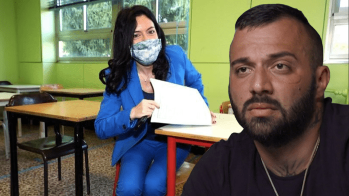 “Ho il dubbio che chi decide non sia mai andato a scuola” ► Banchi con rotelle: Er Faina vs Azzolina