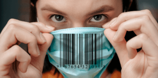 Il Comitato scientifico lo ha ammesso: “Mascherine sono un simbolo, non importa se hanno un senso scientifico”