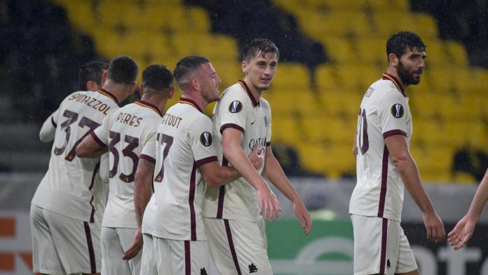 Roma travolta dal Manchester United ▷ “Continuiamo a parlare dell’allenatore, ma il vero problema è la rosa”