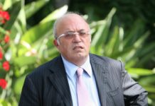 “800€ di multa a due ragazzi per un bacio: così il Paese impazzisce” ► Storace (Il Tempo)