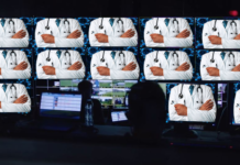 “Basta virologi che pretendono di spiegarci tutto! Ci diranno anche cosa mettere nel cenone?” ▷ Antonellis