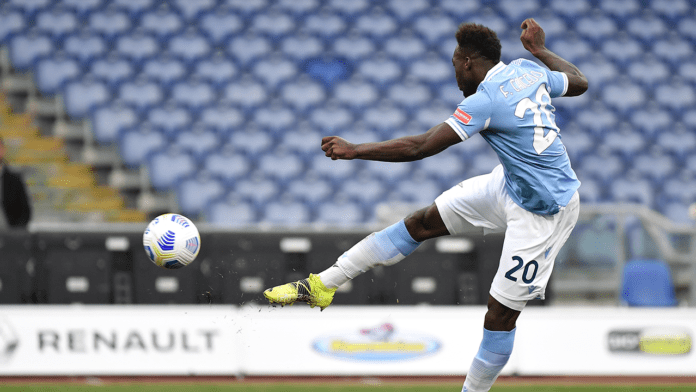 La Lazio e Caicedo non mollano