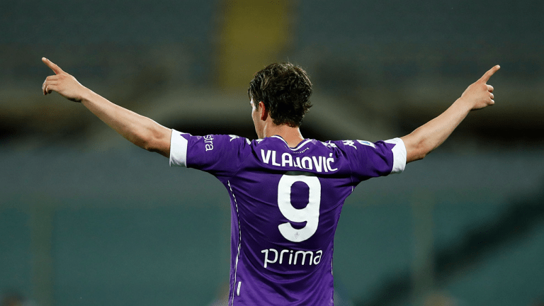 Super Vlahovic punisce una brutta, brutta, Lazio