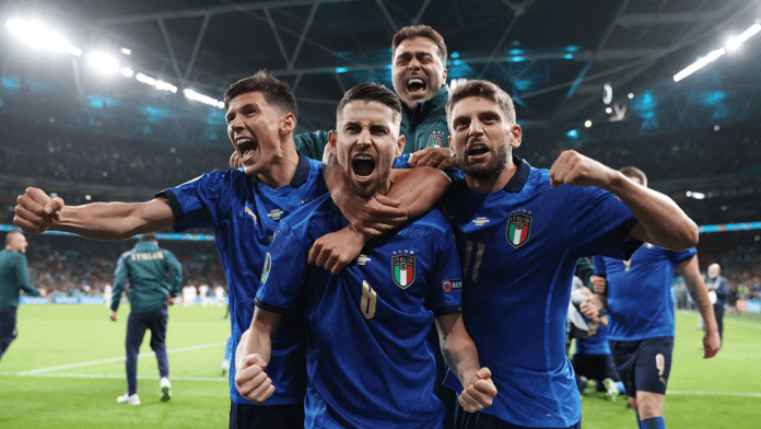 Verso Italia-Inghilterra ▷ L’analisi in diretta: “Azzurri consapevoli della loro forza. Bonucci dimostra di essere leader vero”