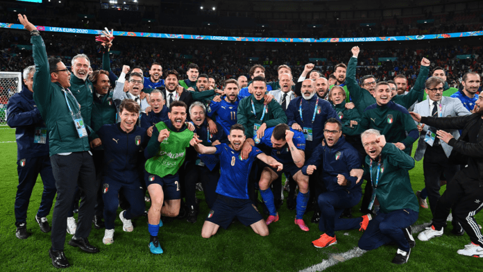 L’Italia sbanca Wembley ed elimina la Spagna ▷ I commenti degli esperti: “Basta parlare di fortuna!”
