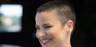 Silvia Salemi presenta “I sogni nelle tasche” ▷ “Una canzone per liberarsi di un passato pesante. Ora voglio continuare ad emozionarmi”