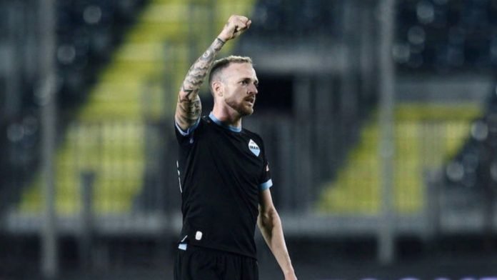 Lazio e Lazzari sempre più distanti ▷ “L’Atalanta è un’ipotesi ma a destra non sarebbe titolare fisso”