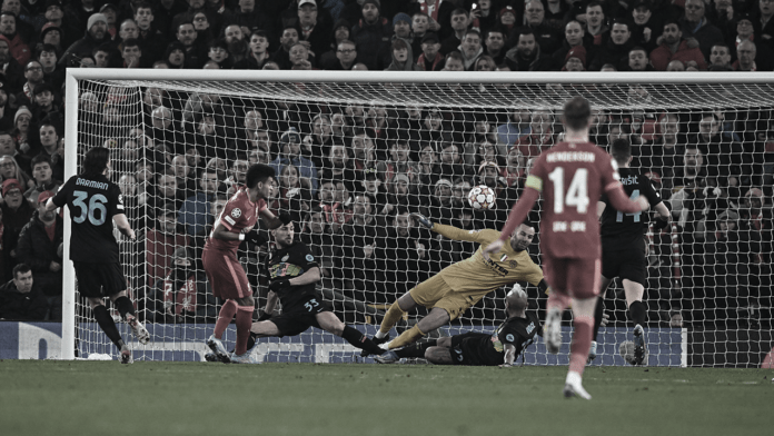 Lo Scatto ▷ Sliding doors e cambi mancati