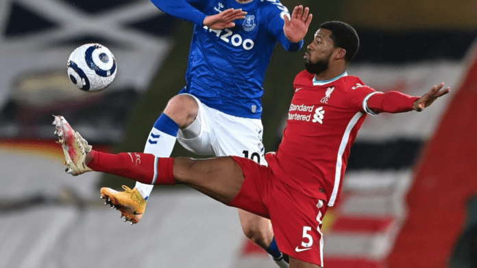 Wijnaldum-Roma ▷ Tifosi in festa per l’arrivo del centrocampista olandese a Ciampino