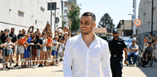 Ultim’ora Juve: ecco Kostic ▷ Le immagini del serbo alla Continassa e il dibattito live