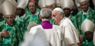 Le parole di Bergoglio? Ecco cosa sta succedendo al cristianesimo: una nuova religione avanza