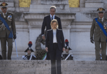 Ci sono dinamiche governative che non possiamo ignorare: necessaria distanza dai vecchi burattinai