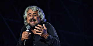 “Grillo disse la verità in quell’occasione?” ▷ Lo show in cui “si guardò bene dal toccare certi punti”