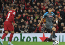 Un bel Napoli inciampa ad Anfield: ride il Liverpool grazie a Salah e Nunez