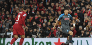 Un bel Napoli inciampa ad Anfield: ride il Liverpool grazie a Salah e Nunez