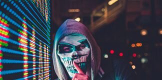 Digitalizzazione, l’ira di Duranti ▷ “Ricatto economico usato dai potenti contro chi osa ribellarsi”