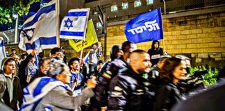 Israele, Netanyahu minaccia la riforma liberticida: due punti per prendere il potere