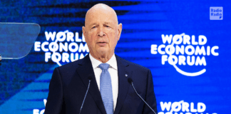 Klaus Schwab recluta debunker ▷ Contri: “Terribile: a breve l’imposizione ufficiale contro le fake”