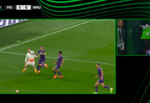 Lo scatto ▷ Sotto il cielo di Praga sfiorisce la Viola