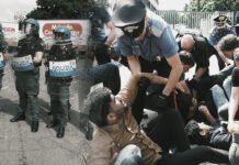 Torino, lavoratori in protesta portati via dalle forze dell’ordine. Una rivolta che ora ignoreranno
