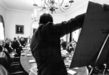 Gli Stati Uniti utilizzarono Olivetti come pedina: era diventato troppo scomodo