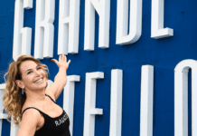 Obbedire senza pensare, come se fosse normale: “Il coming out della D’Urso fa capire tutto”