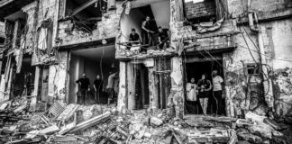 Memoria ad orologeria, il passato usato per coprire orrori di oggi: chi sono i veri perseguitati? memoria