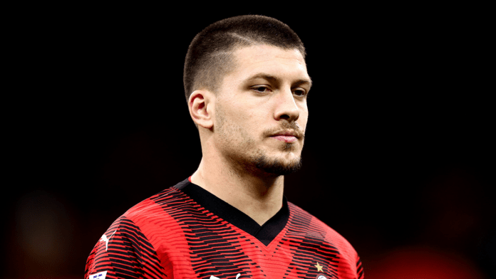 Il Milan la spunta in rimonta: Frosinone beffato da Jovic nel finale