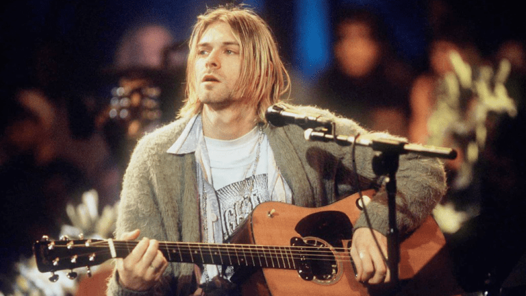 Trent’anni senza Kurt Cobain: i migliori 50 dischi della storia secondo il re del grunge