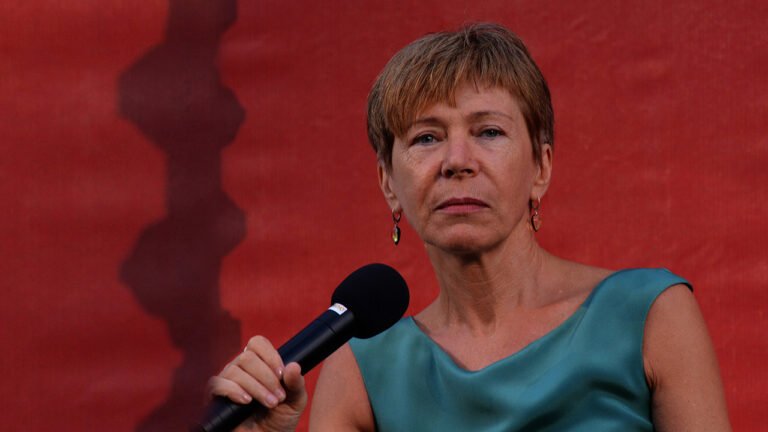 Green, l’inchiesta di Gabanelli smaschera i conflitti d’interesse delle società di consulenza