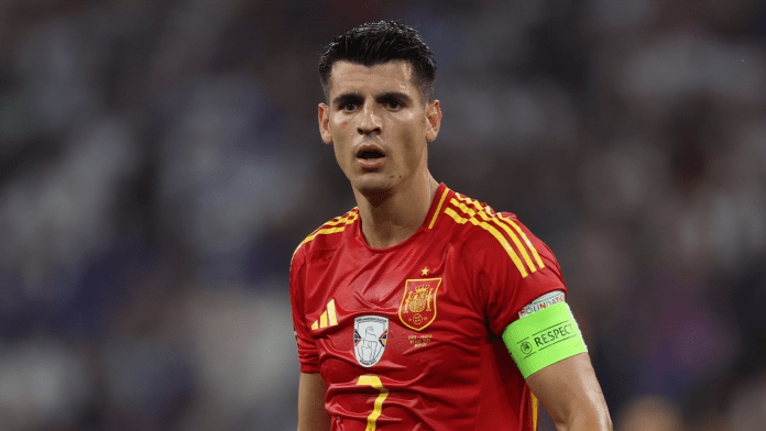 Il Milan ufficializza l’arrivo di Morata ▷ Il comunicato, le cifre dell’affare e il gesto di Adli